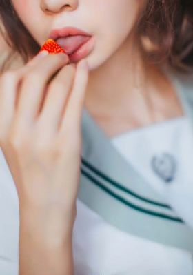 qq头像女生欧美范超拽_720电影完整版